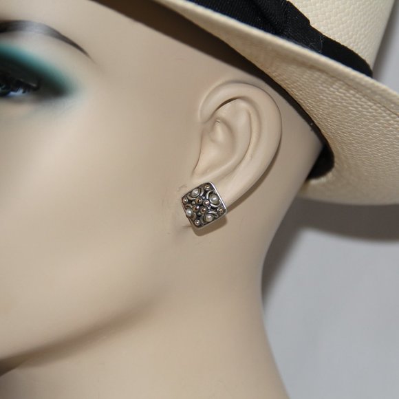 John Hardy Jaisalmer 18k Gold Sterling Silver Pearl Dot Square Earrings. RARE - Picture 9 of 12